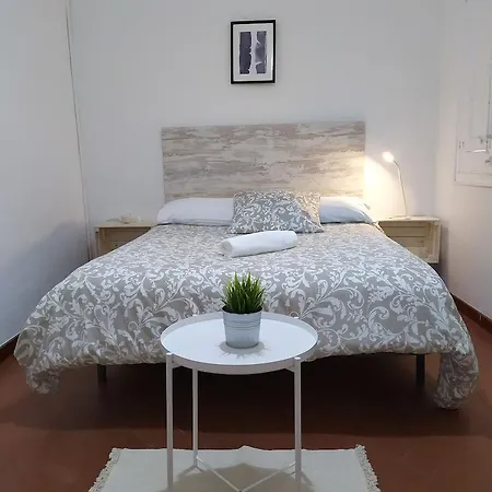 Guest house Break In Gothic Hostal