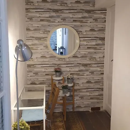 Break In Gothic Hostal Guest house Barcelona