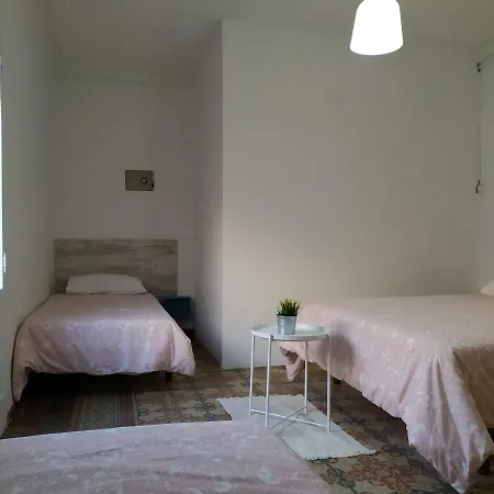 Break In Gothic Hostal 2* Barcelona